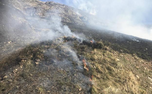 Sólo el incendio forestal de Yera permanece activo este viernes por la